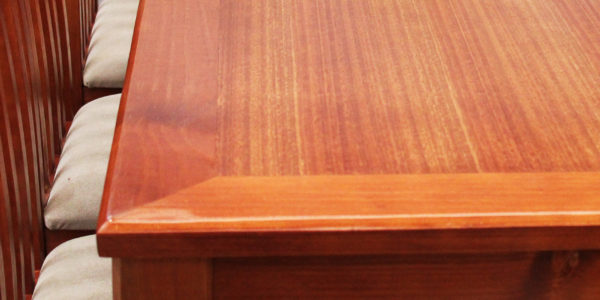 detalle mesa comedor 1 scaled